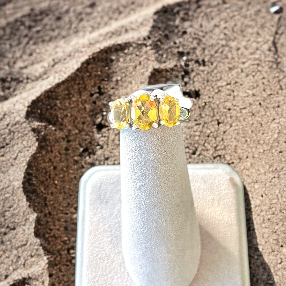 Gorgeous Vintage Citrine Solid Sterling Silver Ring